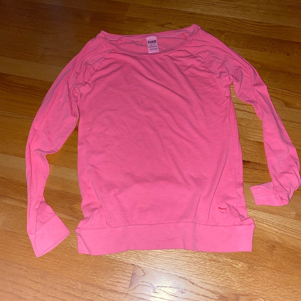 PINK pink long sleeve tee-shirt. Size XS.